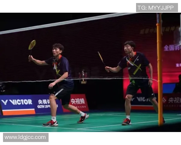 广州网球队与成都网球队赛后复盘团队协作的成功与不足分析 广州网球队与成都网球队赛后复盘团队协作的成功与不足分析