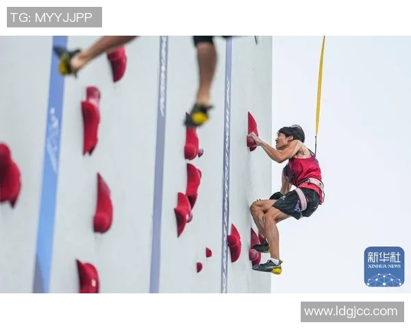 成都攀岩队比赛经验深度对比与提升策略探讨