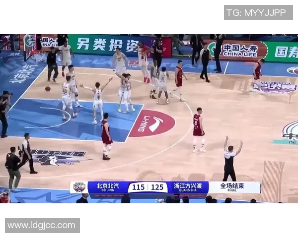 CBA精彩对决北京队与浙江队全场录像回放回顾与分析 CBA精彩对决北京队与浙江队全场录像回放回顾与分析