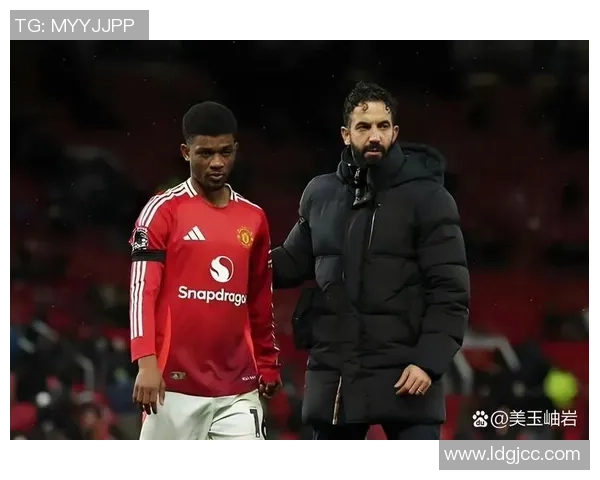 曼联与巴黎圣日耳曼的巅峰对决谁能笑到最后解析比赛看点与球员表现